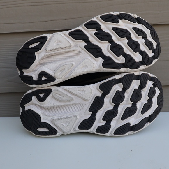 HOKA ONE ONE Clifton 9 Running Shoes – Men’s 10.5 - Picture 11 of 11